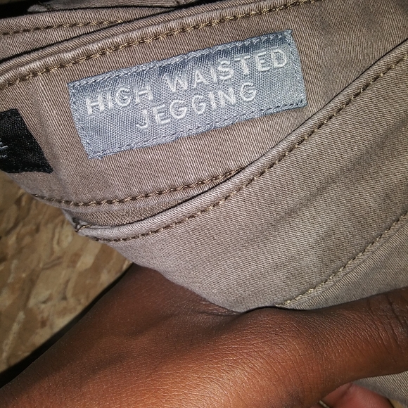 Jeans - Picture 6 of 6